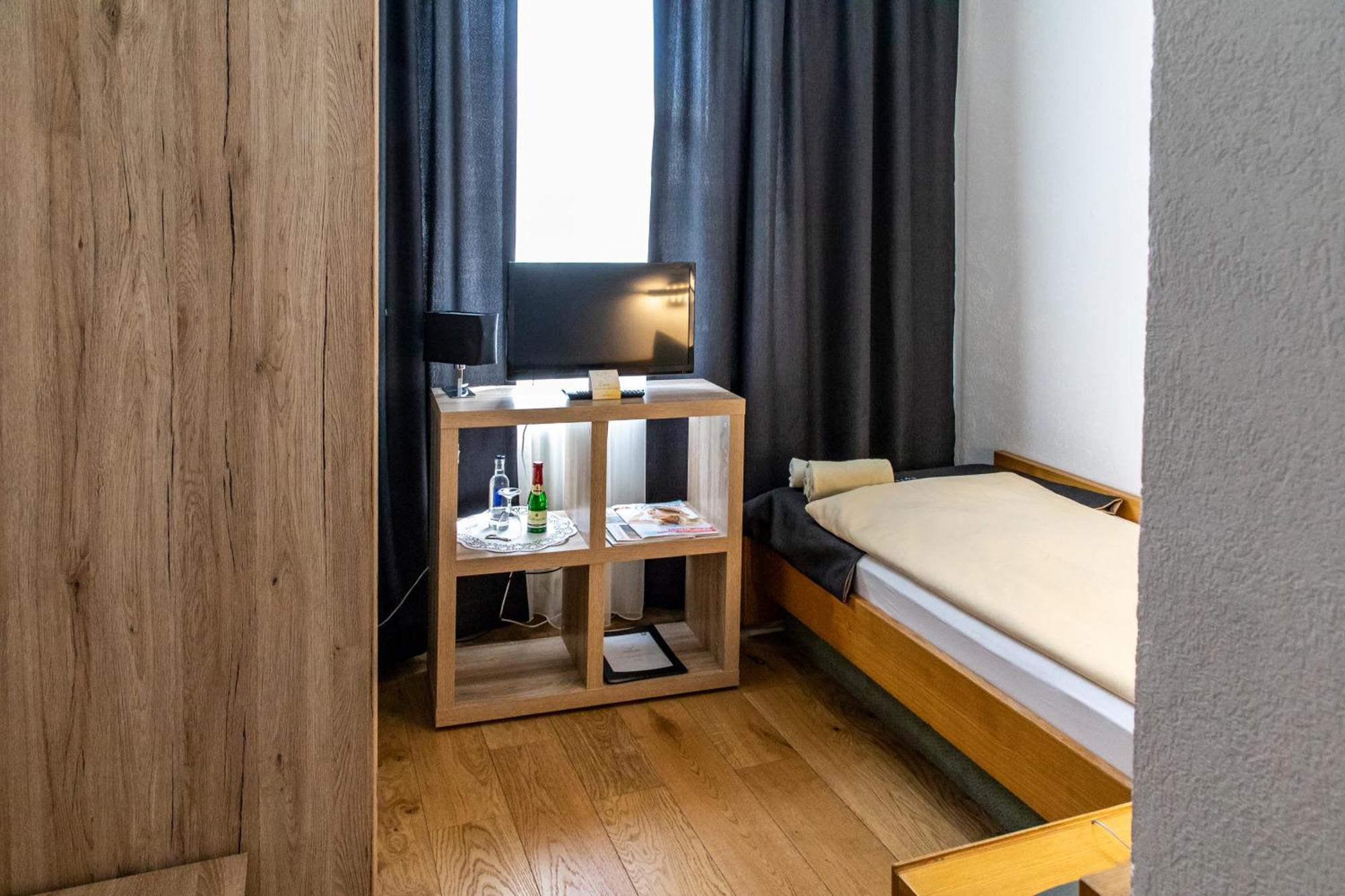 Hotel Jaegerhaus In Singen Am Hohentwiel المظهر الخارجي الصورة